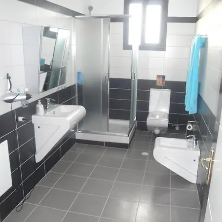 Aparthotel Durazzo & 4*
